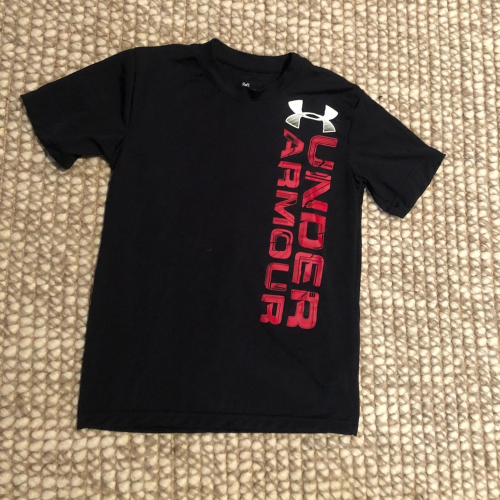 Boys Under Armour t shirt